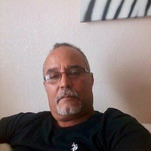 Meet your Posher, Néstor